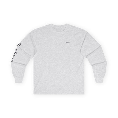 Dive minimalist long sleeve tee | 'Platform' on Sleeve