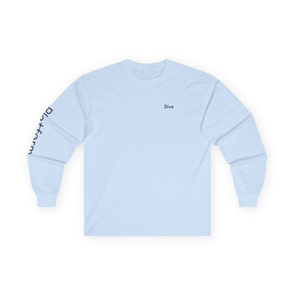 Dive minimalist long sleeve tee | 'Platform' on Sleeve